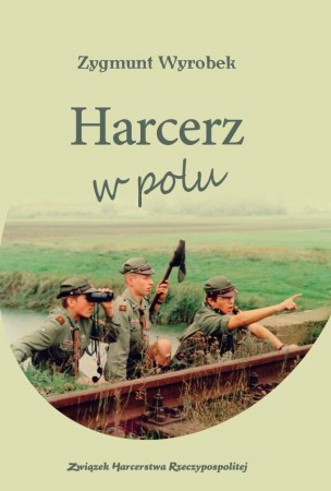 Harcerz w polu 1.jpg